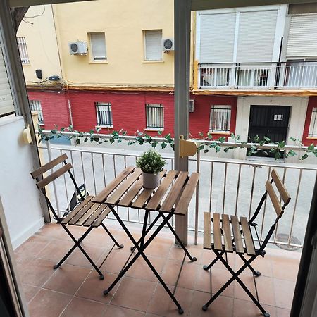 Vts Los Remedios Apartment Seville Ngoại thất bức ảnh